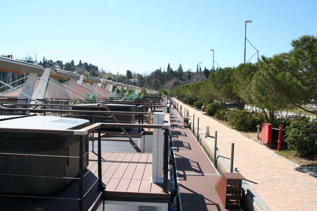 Vila Floating House Marina Royal Portorož Exteriér fotografie